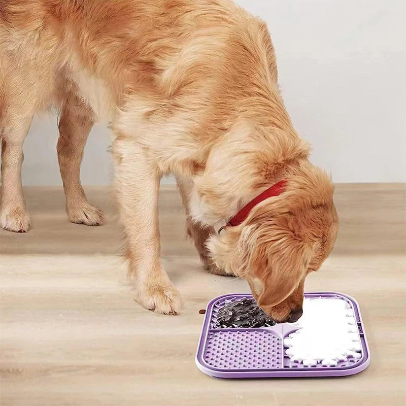 LickMate Slow Feeder Mat – Calming Silicone Treat Pad for Cats & Dogs